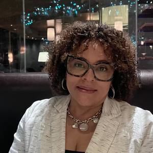 Meet your Posher, Sandra